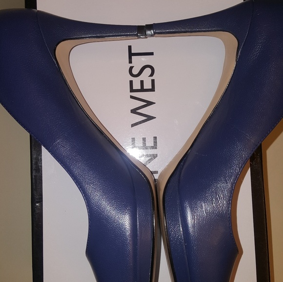 Shoes - Picture 3 of 5